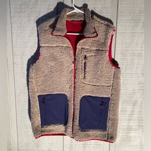 Orvis Men's size Medium Tan Red Blue Sherpa Zip-Up Vest Gorpcore Outdoor Warm